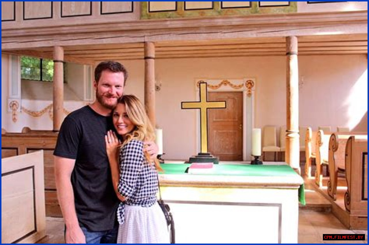 Dale Earnhardt Jr. Engaged to Amy Reimann: See Her Ring!