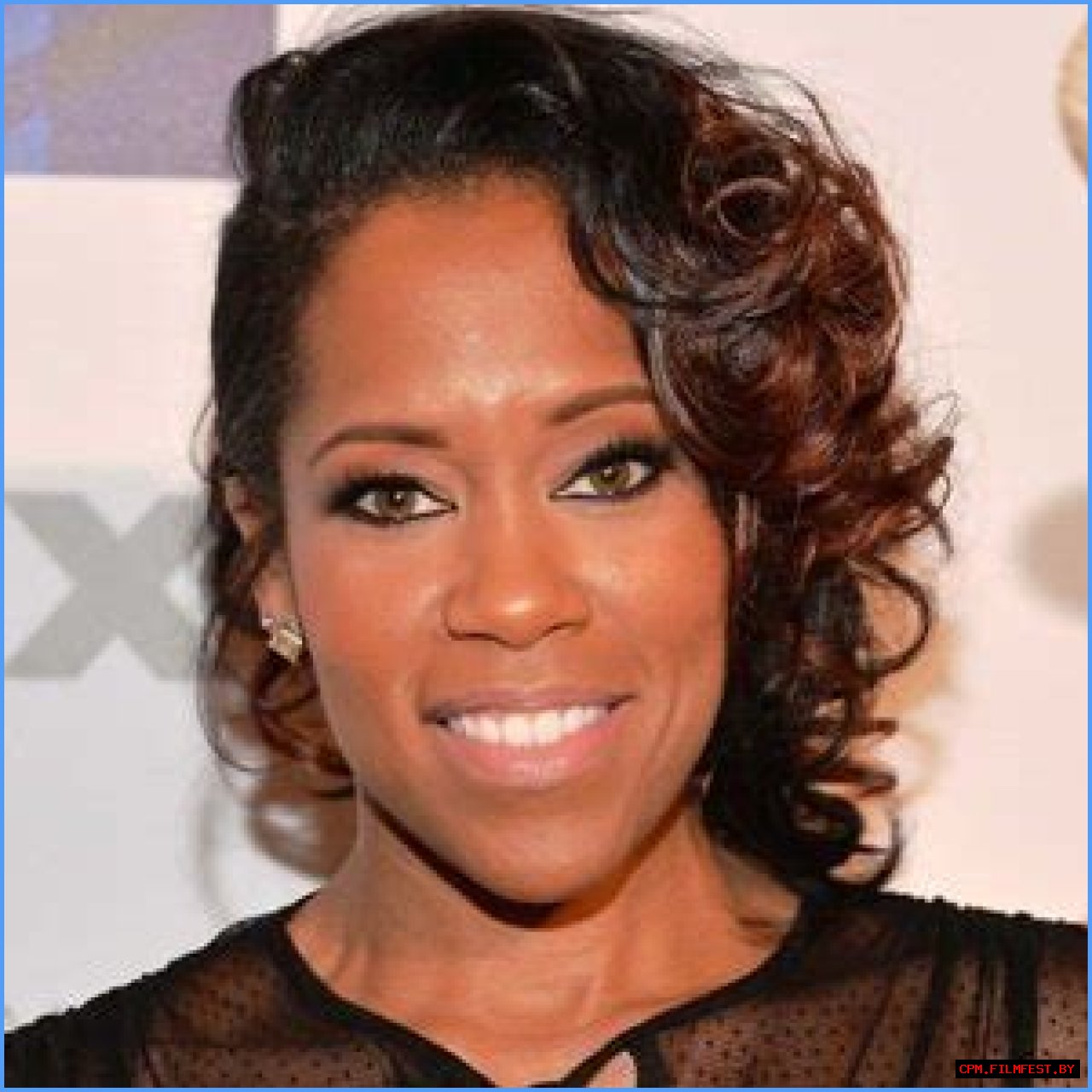 Reina King Net Worth, Age, Height, Bio, Birthday, Wiki!